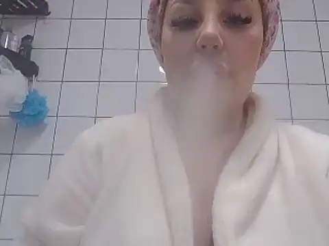 magical mia online show from February 28, 10:20 am