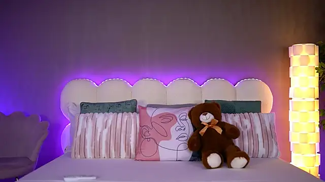 HaileyMadow online show from January 16, 7:01 am