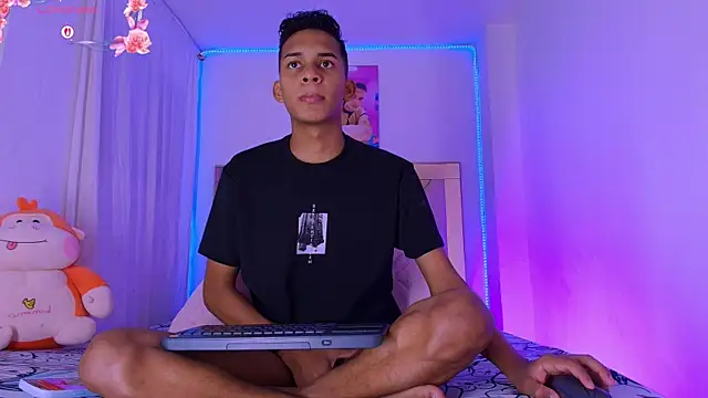 dilan alfonzo online show from July 17, 6:35 pm
