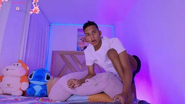 dilan alfonzo online show from July 30, 3:11 pm