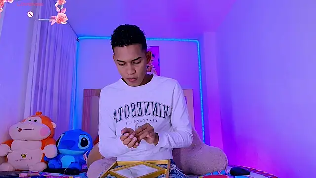 dilan alfonzo online show from August 3, 6:33 pm