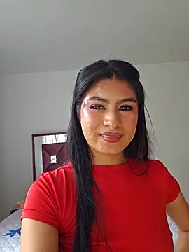 LissaWiild online show from April 28, 8:03 pm