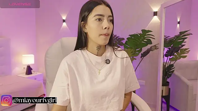 miagomezweb1 online show from October 20, 12:27 pm