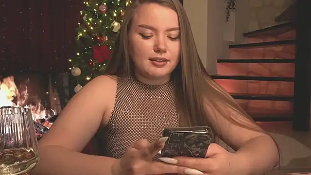 Snapshot of DaisyStacey chatting on December 31, 11:06 pm DaisyStacey online show from December 31, 11:06 pm