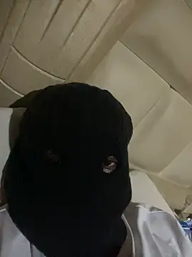 Snapshot of cheesecoc chatting on February 19, 11:23 pm cheesecoc online show from February 19, 11:23 pm