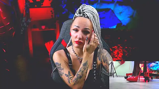 MonicaMaxwel online show from February 15, 12:11 pm