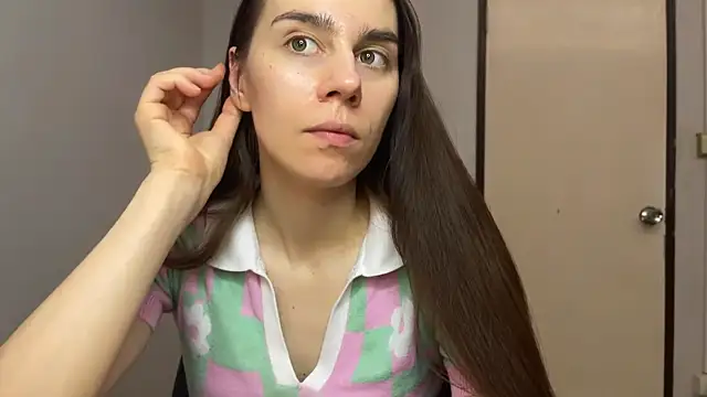 SassyJessi online show from February 26, 4:11 am