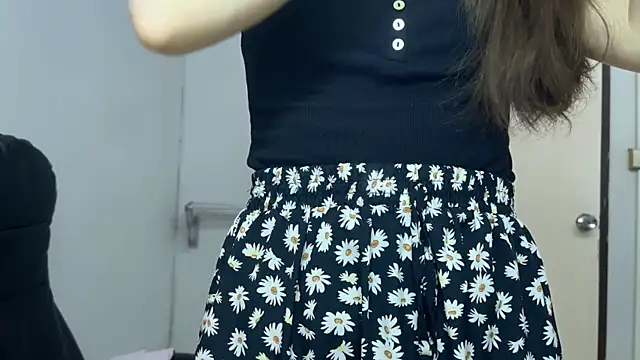 SassyJessi online show from March 27, 4:07 am