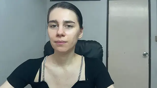 SassyJessi online show from June 16, 4:15 am