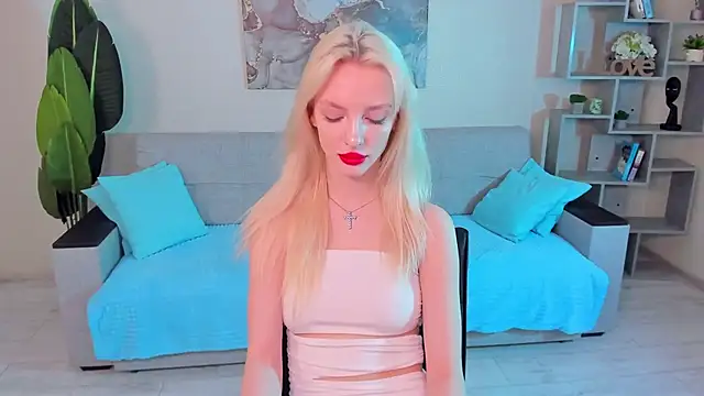 Snapshot of AleksaBlonde chatting on January 23, 11:26 am AleksaBlonde online show from January 23, 11:26 am