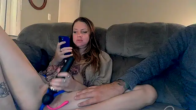 Snapshot of molly_witha_chance chatting on November 23, 9:20 am molly witha chance online show from November 23, 9:20 am