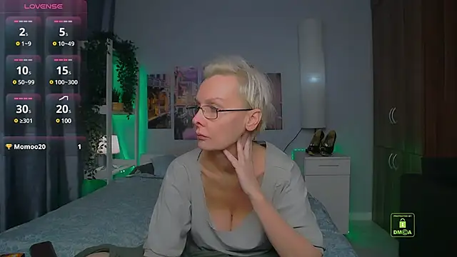 HelgaHimmell online show from December 4, 7:12 pm