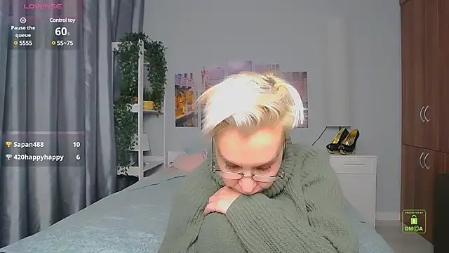 HelgaHimmell online show from December 18, 1:26 am