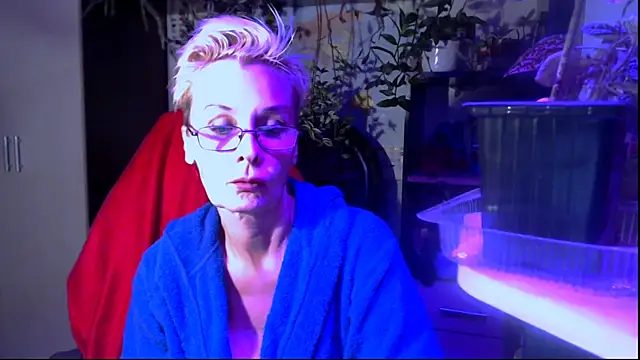 HelgaHimmell online show from July 23, 7:45 pm