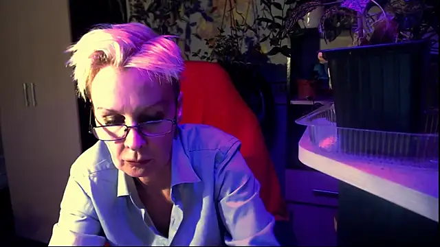 HelgaHimmell online show from August 2, 6:17 pm