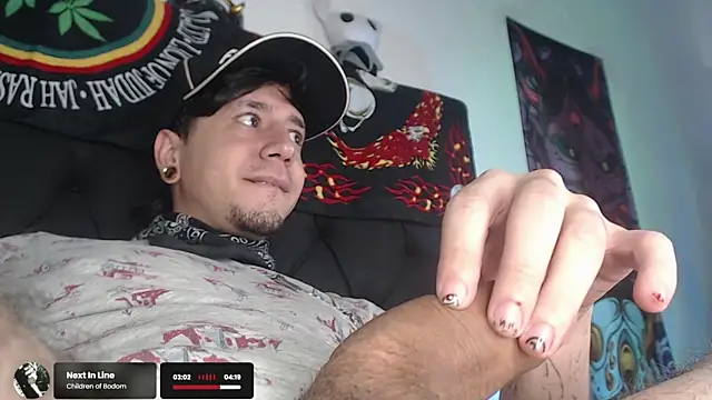 Snapshot of AndyBetti chatting on June 22, 7:49 am AndyBetti online show from June 22, 7:49 am