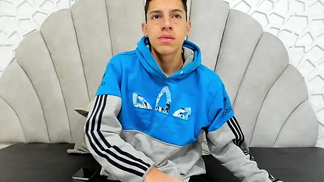 thiago19s online show from February 6, 12:59 pm