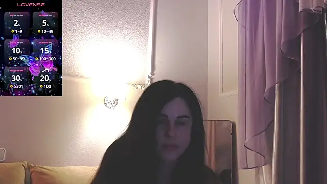Snapshot of MonicaMelano chatting on February 19, 5:16 pm MonicaMelano online show from February 19, 5:16 pm