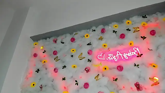 Snapshot of BabyAylin chatting on January 18, 12:26 pm BabyAylin online show from January 18, 12:26 pm