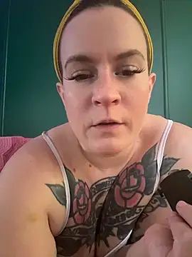 Snapshot of quinnmariexo chatting on May 26, 3:30 pm quinnmariexo online show from May 26, 3:30 pm