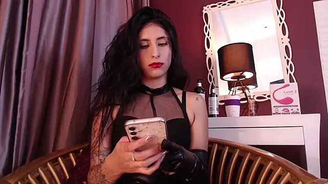 Snapshot of BondageGirl_Ks chatting on February 12, 3:49 pm BondageGirl Ks online show from February 12, 3:49 pm