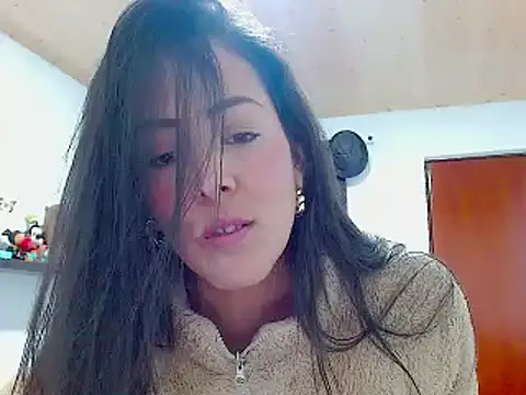 Snapshot of ella_peck chatting on December 31, 2:29 am ella peck online show from December 31, 2:29 am