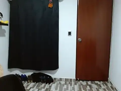 Snapshot of ella_peck chatting on March 2, 12:42 am ella peck online show from March 2, 12:42 am