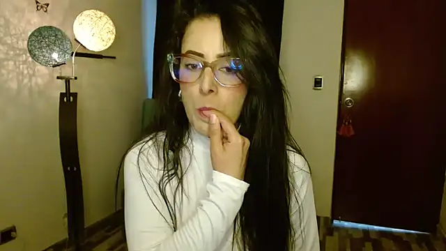 Snapshot of ella_peck chatting on September 9, 2:55 am ella peck online show from September 9, 2:55 am