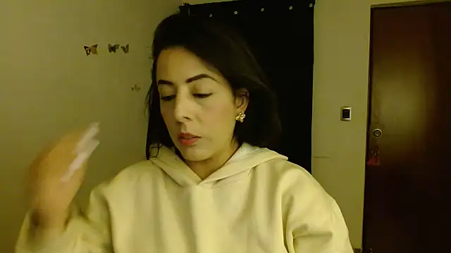 ella peck online show from June 10, 4:56 am