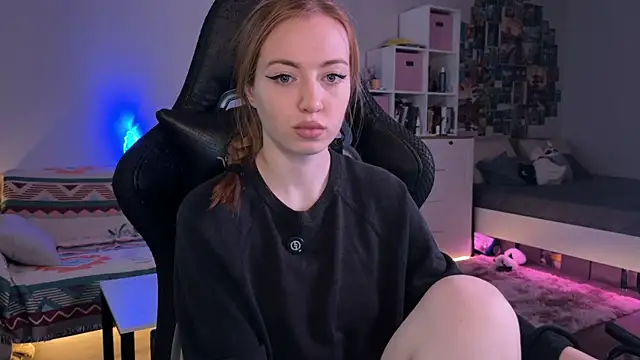 LinaWitch online show from October 14, 8:26 am