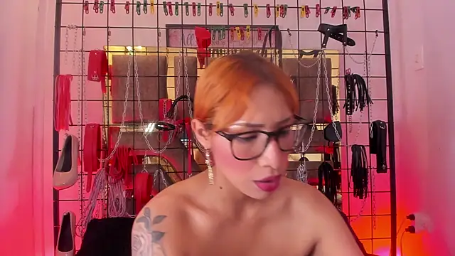 charrlotte quinn online show from March 3, 8:43 pm