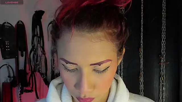 charrlotte quinn online show from July 3, 12:17 am