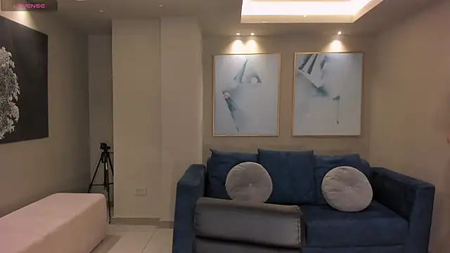 Snapshot of MollySundersX chatting on November 21, 8:40 pm MollySundersX online show from November 21, 8:40 pm