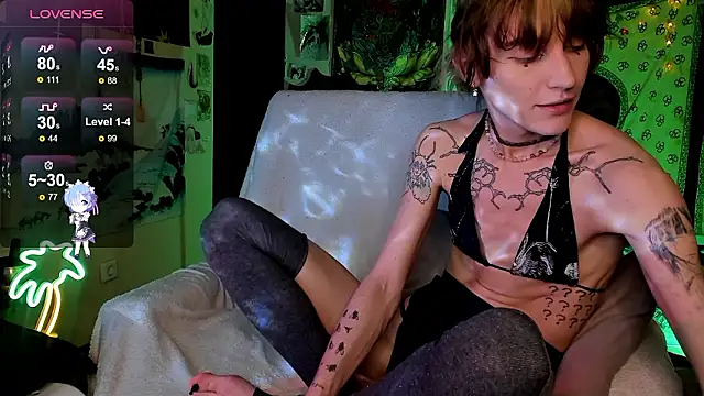 Snapshot of boipussy_roku chatting on December 3, 1:54 pm boipussy roku online show from December 3, 1:54 pm