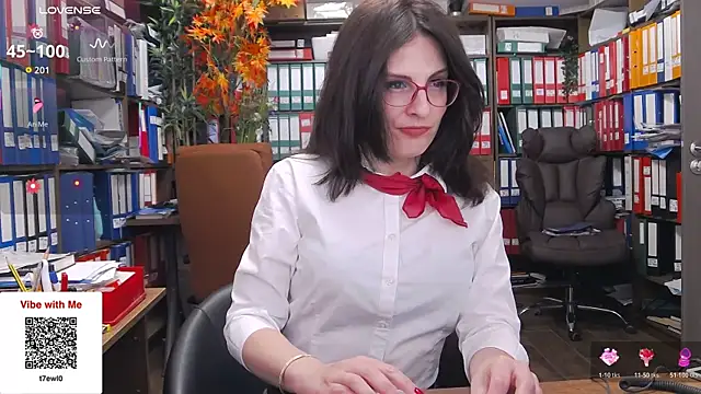 classyladyrellax online show from March 14, 11:37 am