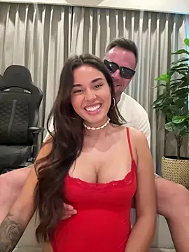 Snapshot of Lizhush_ chatting on October 1, 8:31 am Lizhush  online show from October 1, 8:31 am