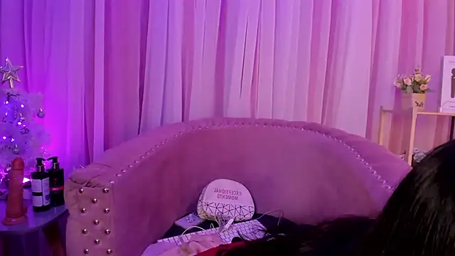 Snapshot of MelodySweett chatting on November 26, 3:07 am MelodySweett online show from November 26, 3:07 am