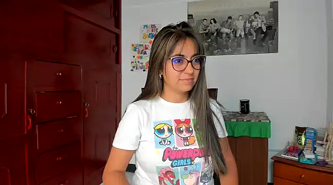 Snapshot of Isabellaa22_1 chatting on January 30, 6:21 pm Isabellaa22 1 online show from January 30, 6:21 pm