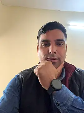 bull 4hottie online show from November 28, 5:21 am