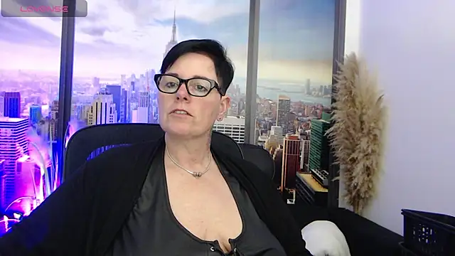 ninarandmann online show from March 20, 6:20 pm