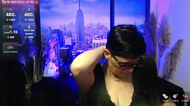 Snapshot of ninarandmann chatting on June 28, 5:19 pm ninarandmann online show from June 28, 5:19 pm