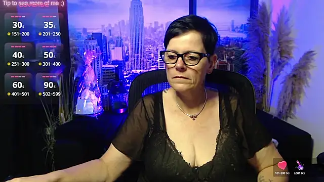 Snapshot of ninarandmann chatting on June 30, 3:57 pm ninarandmann online show from June 30, 3:57 pm