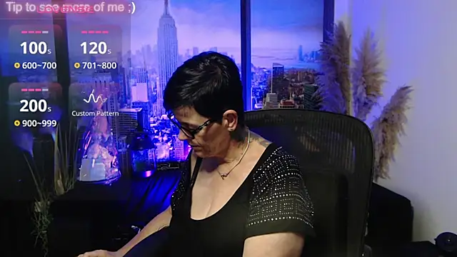 Snapshot of ninarandmann chatting on July 12, 4:20 pm ninarandmann online show from July 12, 4:20 pm