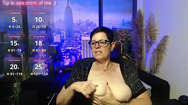 Snapshot of ninarandmann chatting on July 29, 2:37 pm ninarandmann online show from July 29, 2:37 pm