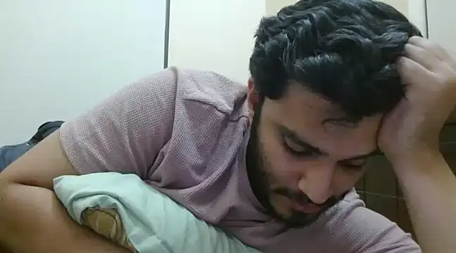 robintoit online show from February 24, 6:15 pm