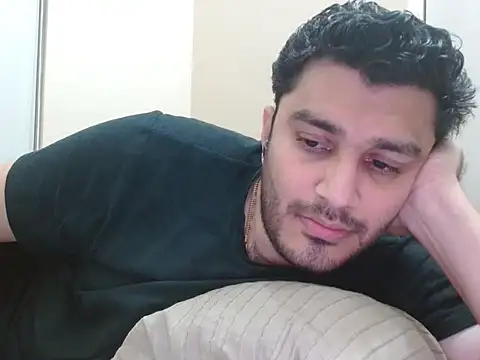 robintoit online show from November 24, 4:29 pm