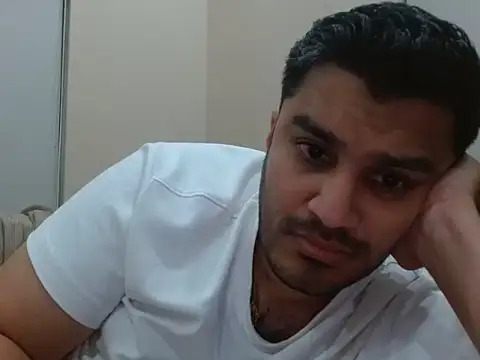 robintoit online show from August 2, 7:01 pm