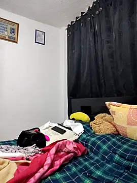 Natasha milf   online show from November 9, 12:31 am