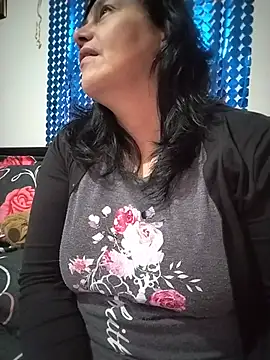 Snapshot of Natasha_milf__ chatting on July 20, 7:00 am Natasha milf online show from July 20, 7:00 am