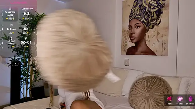  laura 02 online show from January 21, 10:30 am